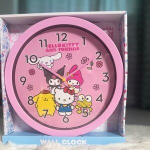 NIB Hello Kitty And Friends Analog Wall Clock